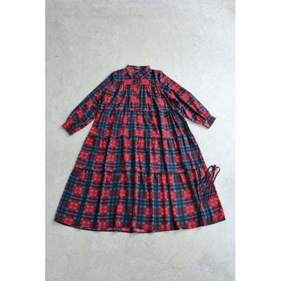 秋を色付けるバイカラーチェックロングワンピース（紐ベルト付き） （レッド）｜詳細画像