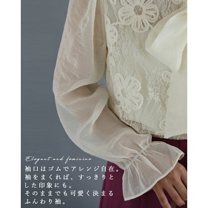 モール刺繍で描く白花ブラウストップス （ホワイト）｜詳細画像