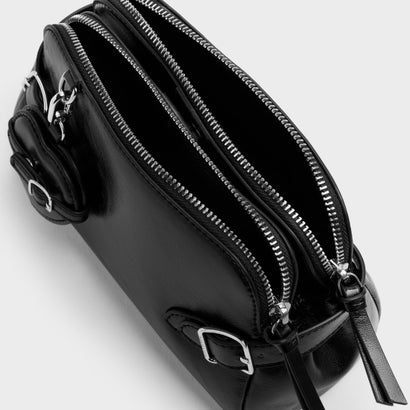 チャールズ アンド キース CHARLES & KEITH Nellie ネリー ハートチャーム ショルダーバッグ （Noir）｜詳細画像