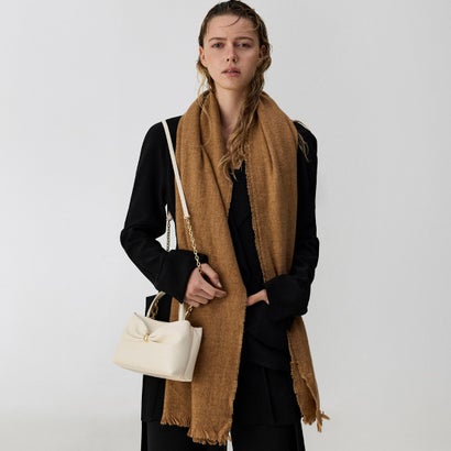 チャールズ アンド キース CHARLES & KEITH Halsey ホールジー ルーシュド トップハンドルバッグ （Cream）｜詳細画像