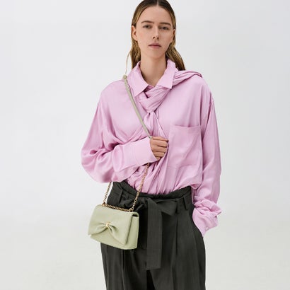 チャールズ アンド キース CHARLES & KEITH Halsey ホールジー ルーシュド チェーン ショルダーバッグ （Pale Sage）｜詳細画像