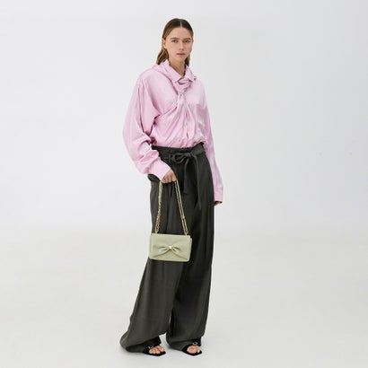 チャールズ アンド キース CHARLES & KEITH Halsey ホールジー ルーシュド チェーン ショルダーバッグ （Pale Sage）｜詳細画像