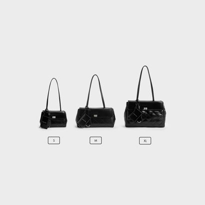 チャールズ アンド キース CHARLES & KEITH Apfra アップフラ キルト エロンゲーテッド ショルダーバッグ （Noir）｜詳細画像
