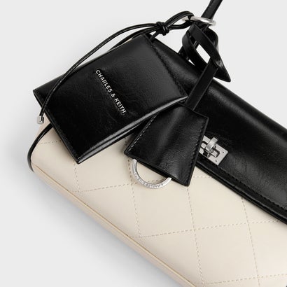 チャールズ アンド キース CHARLES & KEITH Apfra ミニアップフラ キルト トートバッグ （Multi Cream）｜詳細画像