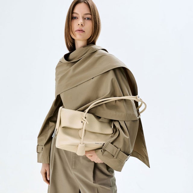 Aveline アヴェリン フロントフラップ ショルダーバッグ （Chalk）