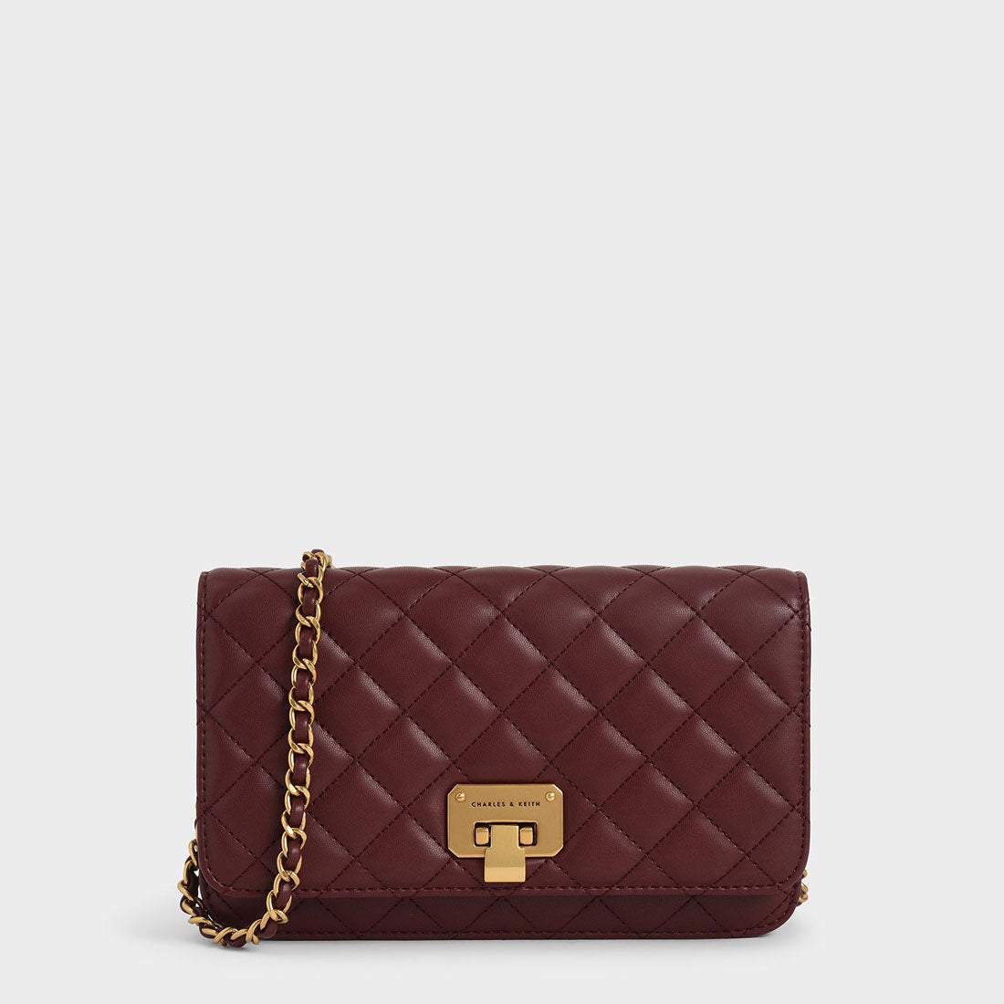 CHARLES & KEITH キルテッド プッシュロッククラッチ 【再入荷
