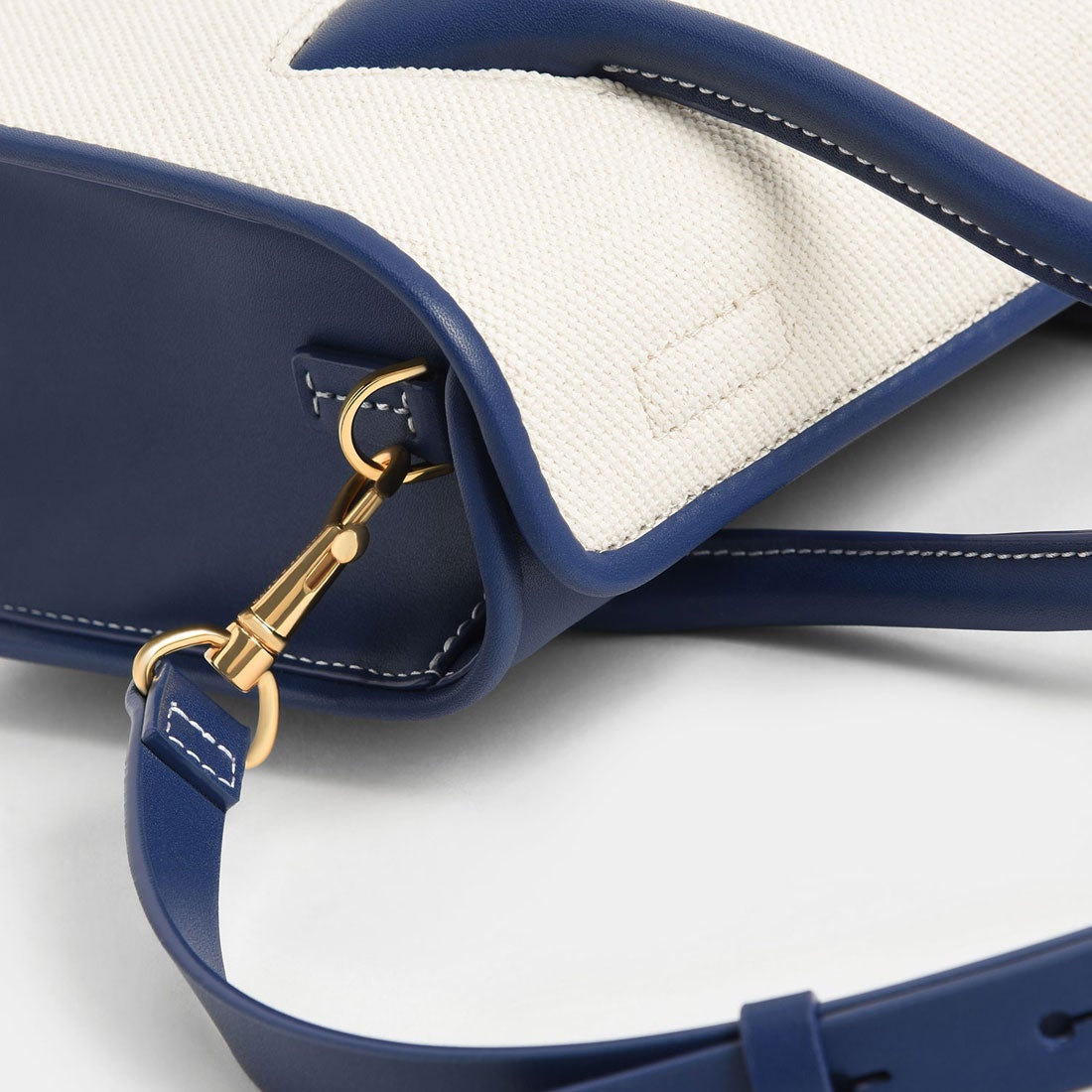 CHARLES & KEITH Daylla デイラー ダブルハンドルバッグ （Navy） -靴 
