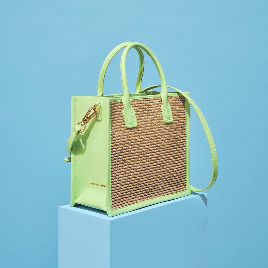 CHARLES & KEITH ダブルハンドル ラフィアトートバッグ（SageGreen