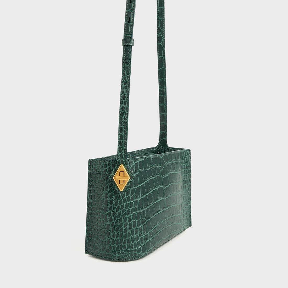 CHARLES & KEITH メタリックアクセント キルトバッグ （DarkGreen 