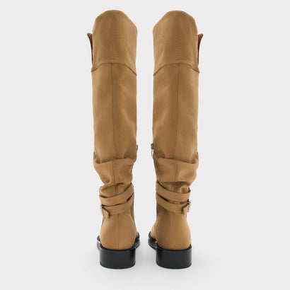 チャールズ アンド キース CHARLES & KEITH Ellis エリス ルーチドバックル フォールドオーバー サイハイブーツ （Camel）｜詳細画像