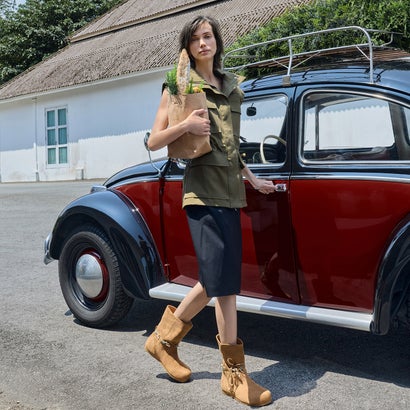 チャールズ アンド キース CHARLES & KEITH Franca フランカ ビーズ フラットフォームブーツ （Sand）｜詳細画像