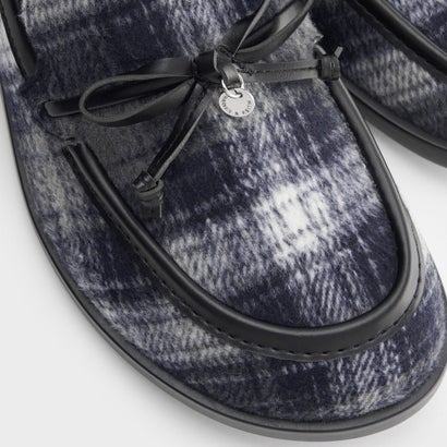 チャールズ アンド キース CHARLES & KEITH サークルチャーム ボウ ローファー （DarkGrey）｜詳細画像