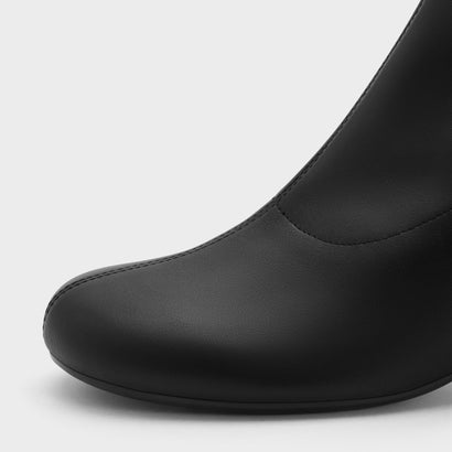 チャールズ アンド キース CHARLES & KEITH ベルテッド ブロックヒール アンクルブーツ （Black）｜詳細画像