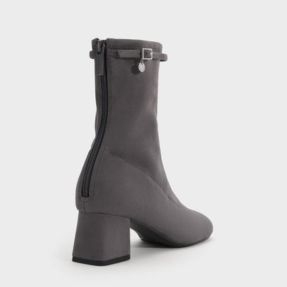 チャールズ アンド キース CHARLES & KEITH ベルテッド ブロックヒール アンクルブーツ （Dark Grey）｜詳細画像
