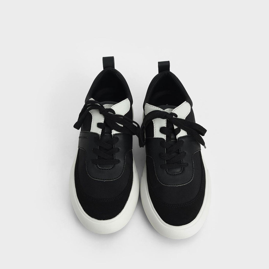 テクスチャード ロウトップスニーカー / Textured Low Top Sneakers （Black）