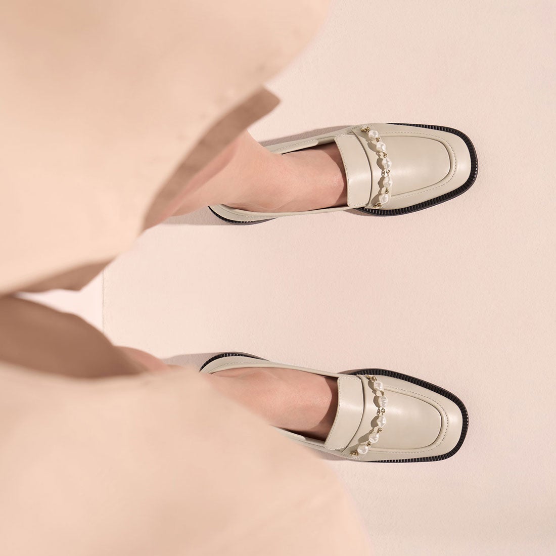 CHARLES & KEITH ビーズド ペニーローファー （Cream） -アウトレット 