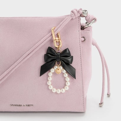チャールズ アンド キース CHARLES & KEITH Halsey ホールジー ボウパール チャーム （Black）｜詳細画像