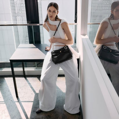チャールズ アンド キース CHARLES & KEITH Halsey ホールジー ボウパール チャーム （Black）｜詳細画像