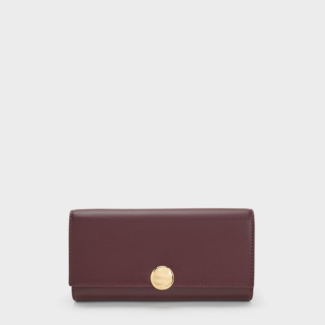 Behn ベーン メタリックアクセント ウォレットオンチェーン （Wineberry Red）