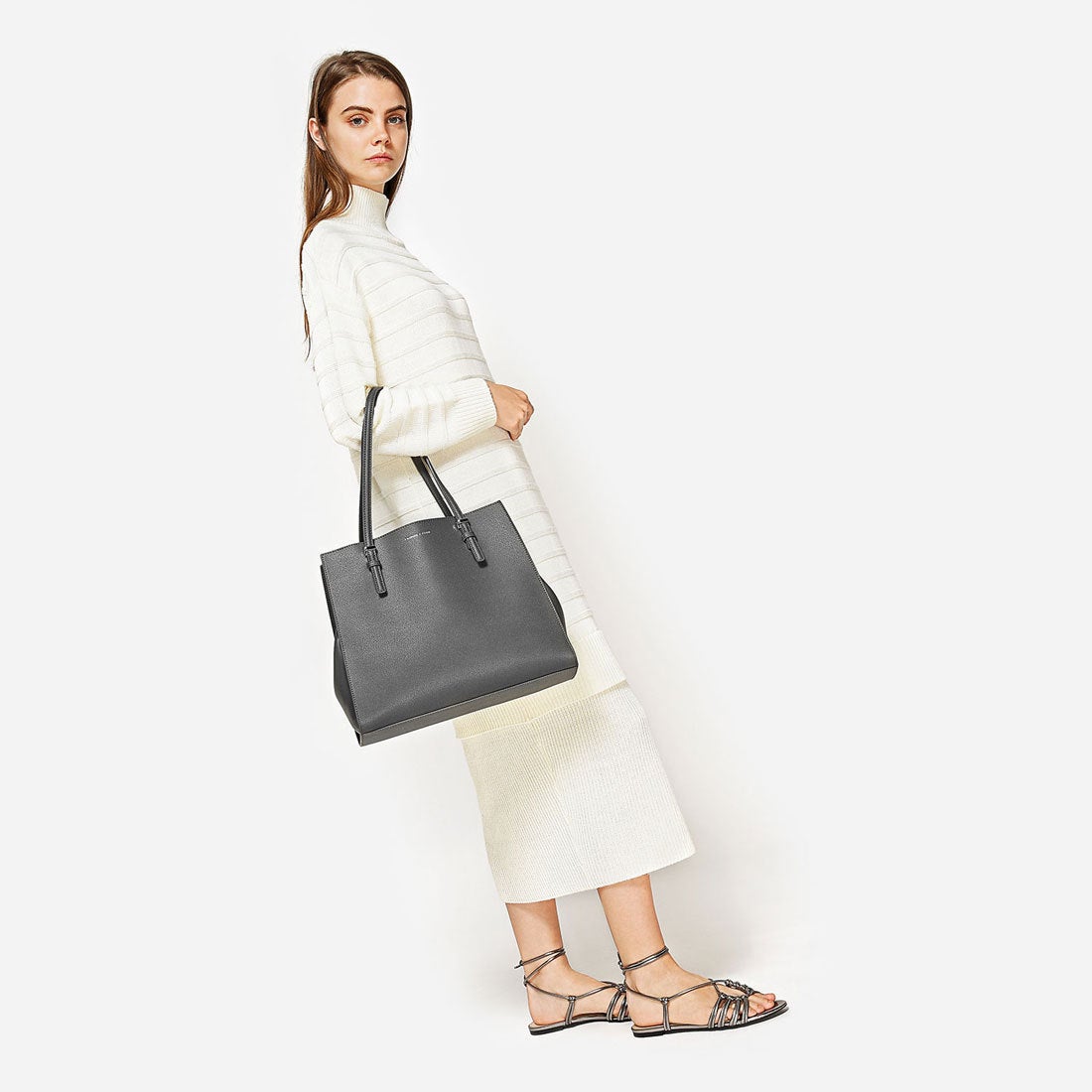 CHARLES & KEITH 【再入荷】ストラクチャートートバッグ / STRUCTURE 