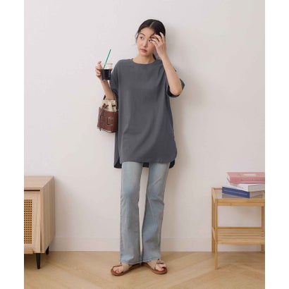 綿100％ラウンドヘムオーバーサイズ半袖Tシャツ （チャコール／半袖）｜詳細画像