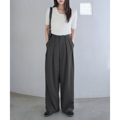 タックボリュームスラックス （チャコールストライプ）｜詳細画像