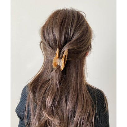 デザインカラーヘアクリップ （ベージュ×ブラック）｜詳細画像
