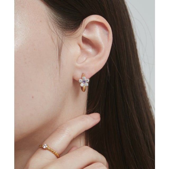 【 金属アレルギー対応 】 フラワービジュー フープピアス （パープル）