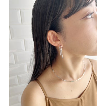 【 金属アレルギー対応 】結びピアス サージカルステンレス （ゴールド）｜詳細画像