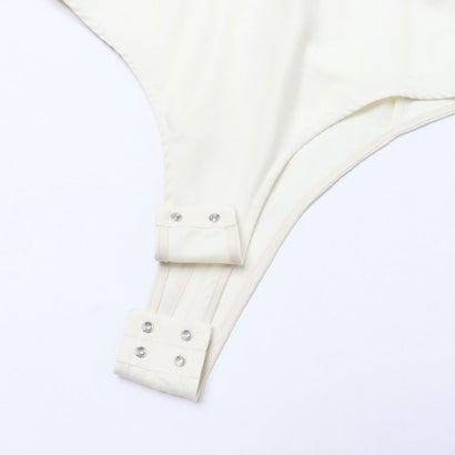 クラネ CLANE V NECK POWER SHOULDER BODYSUIT （IVORY）｜詳細画像