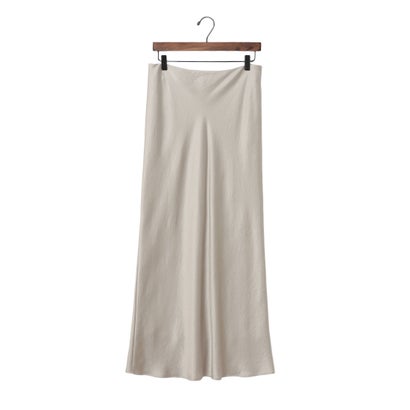 SATIN STRAIGHT MAXI SKIRT （IVORY）｜詳細画像