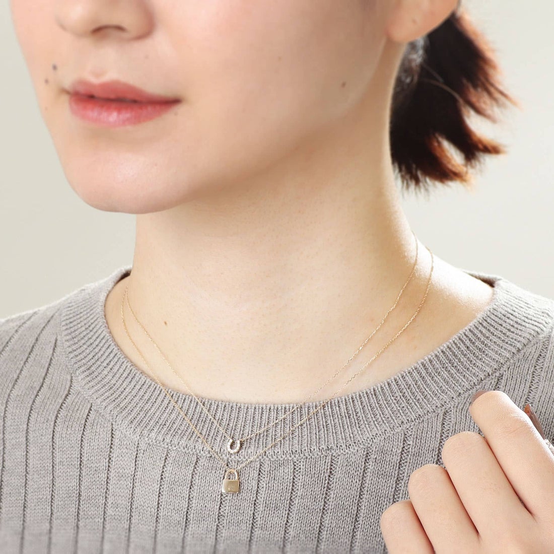 ココシュニック COCOSHNIK K10ダイヤモンド 馬蹄モチーフ ネックレス 