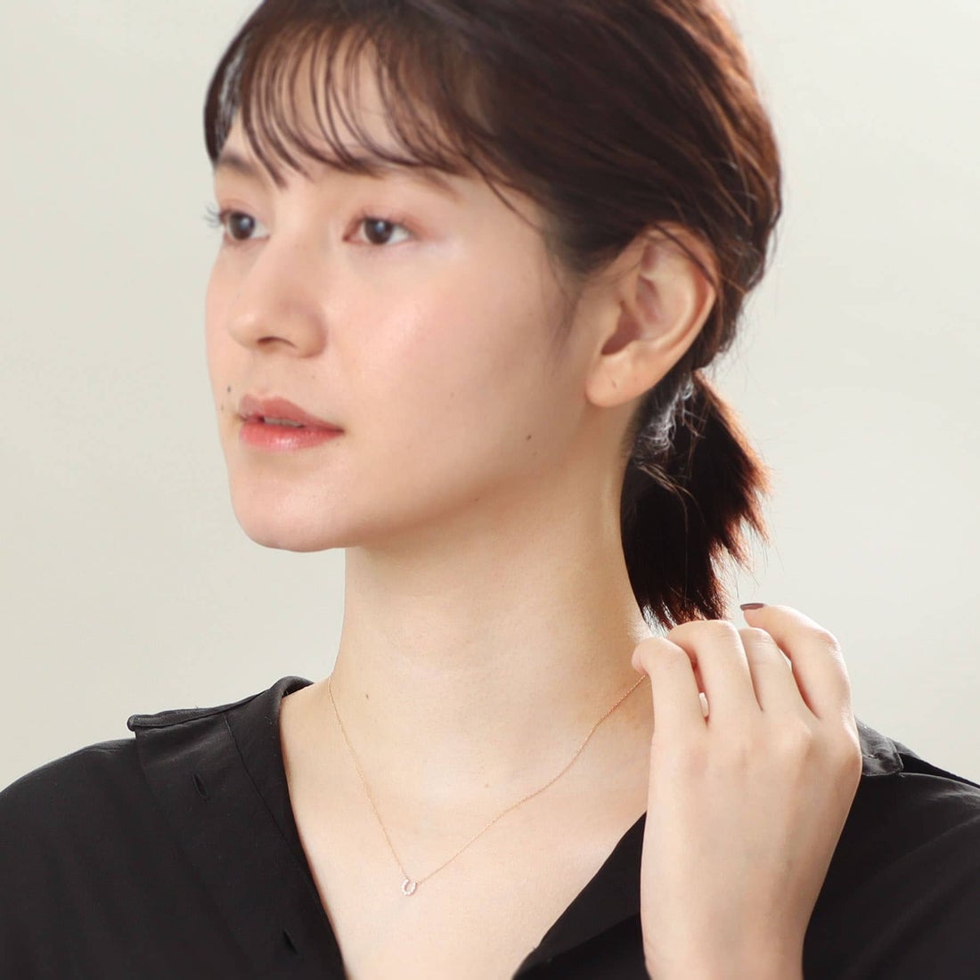 ココシュニック COCOSHNIK K10ダイヤモンド 馬蹄モチーフ ネックレス 