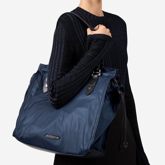 シブヤ シリーズ ナイロン ノースサウス トート womens （ミッドナイトムーン）