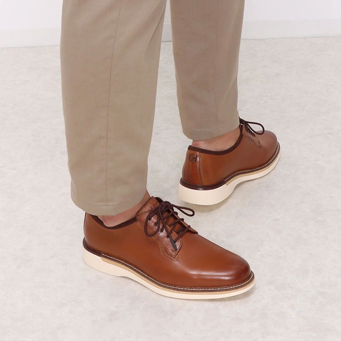コール ハーン COLE HAAN グランドアンビション ポストマン
