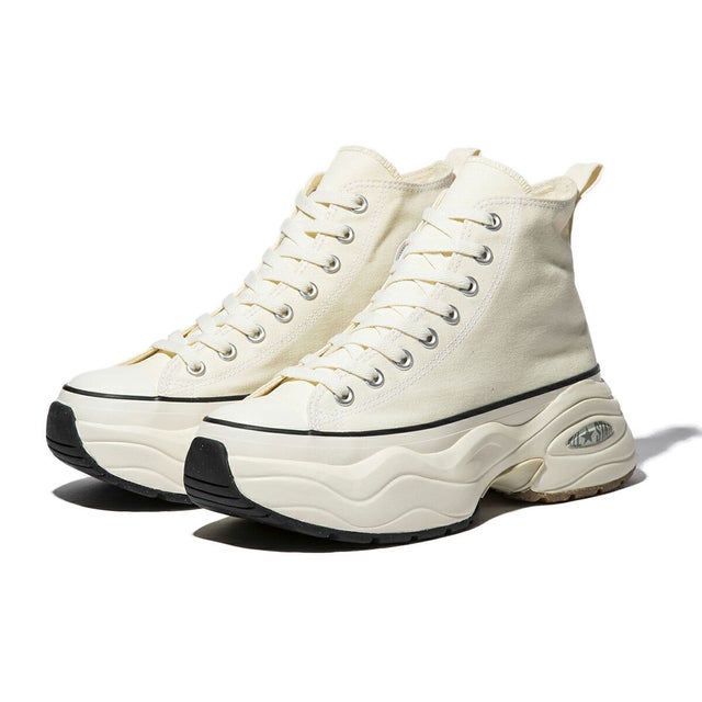 ALL STAR (R) SURGETRAINER HI（オールスター (R) サージトレーナー HI） （オフホワイト）