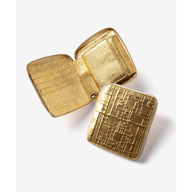 COMME DES GARCONS EMBOSSED LOGOTYPE エンボス （GOLD/ゴールド）