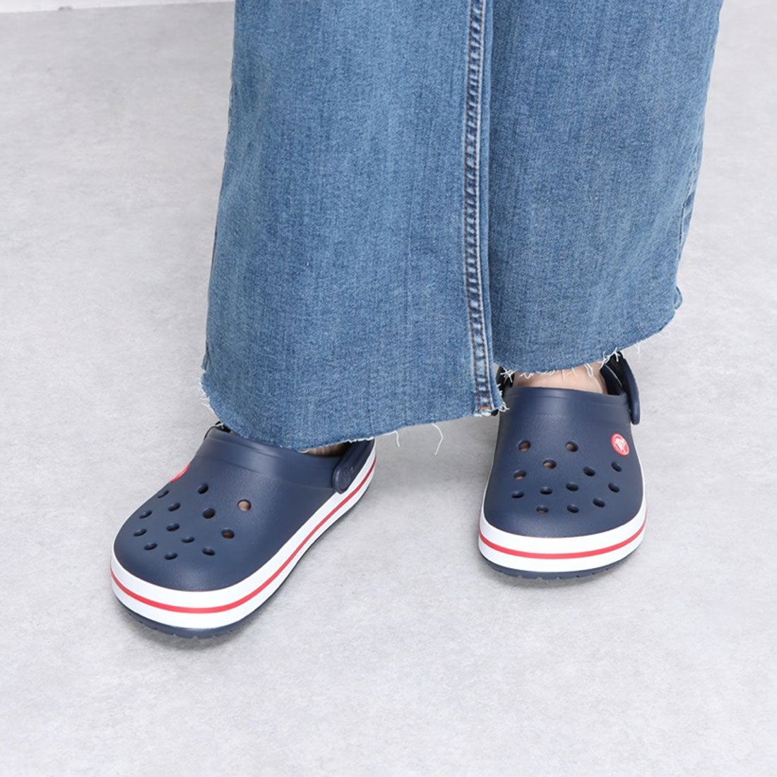 crocs CROCS/クロックス サンダル CROCS CROCBAND 11016-410 （ネイビー） -靴＆ファッション通販  ロコンド〜自宅で試着、気軽に返品