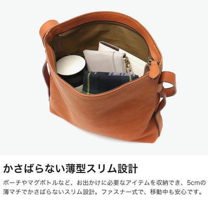 ショルダーバッグ レディース ブランド 斜めがけ 大人 上品 本革 牛革 レザー 斜めがけバッグ カジュアル シンプル 縦型 薄型 B5 日本製 リバティ 1033463 （オーク×チョコ）｜詳細画像