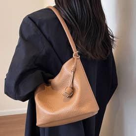 フェイクレザーショルダーバッグ レディース 10代 20代 30代 韓国ファッション カジュアル シンプル 鞄 可愛い バック お出掛け 通勤 黒 白 （ブラウン）