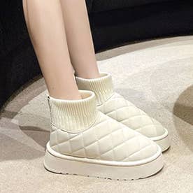 キルティングフェイクムートンブーツ レディース 10代 20代 30代 韓国ファッション カジュアル 可愛い 靴 大人 厚底 シューズ 春 秋 冬 （ホワイト）