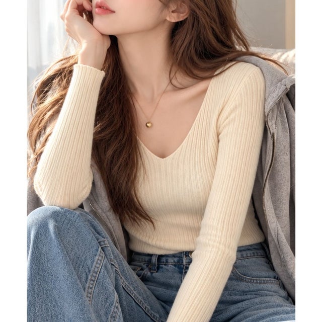 Vネックリブ編み長袖ニット レディース トップス カジュアル おしゃれ 韓国ファッション 大人かわいい きれいめ シンプル 無地 秋冬 おでかけ （アイボリー）