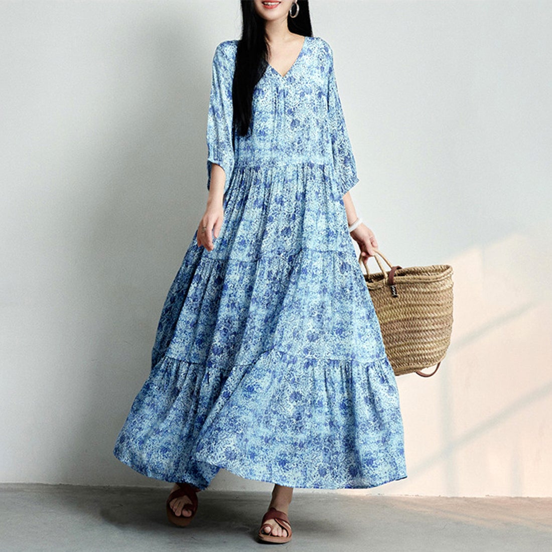 Doux Belle（ドゥー ベル）花柄Vネックティアードロングワンピース レディース ワンピース （ブルー） 5,679円