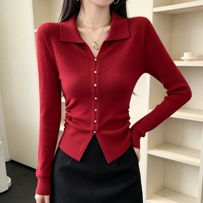 ドゥー ベル Doux Belle 襟付きスキッパーサイドギャザー長袖ニットプルオーバー レディース トップス （レッド）｜詳細画像