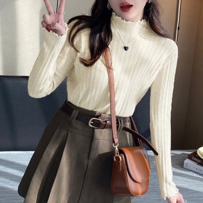 ドゥー ベル Doux Belle スカラップ×リブニットトップス レディース トップス （ベージュ）｜詳細画像