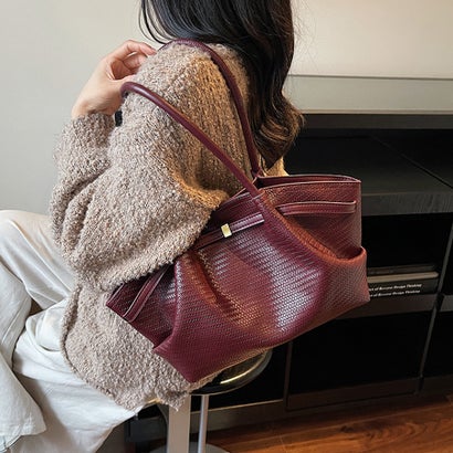 ドゥー ベル Doux Belle 型押しPUレザー2WAYトートバッグ レディース バッグ （ワインレッド）｜詳細画像