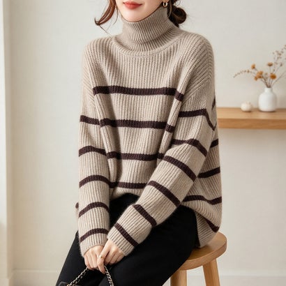 ドゥー ベル Doux Belle ラインボーダー柄タートルネックニット レディース トップス （ベージュ）｜詳細画像