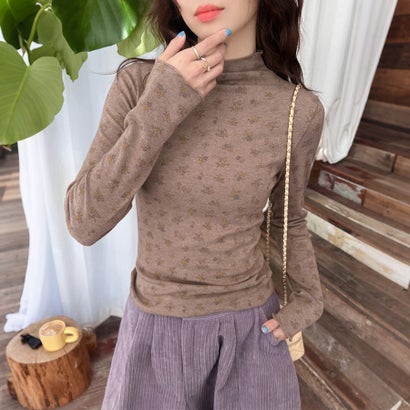 ドゥー ベル Doux Belle レトロ小花柄メロウフリルハイネック長袖カットソー レディース トップス （モカ）｜詳細画像