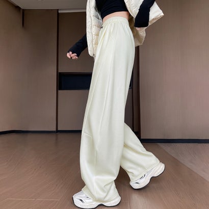 ドゥー ベル Doux Belle ワイドシルエットスウェットパンツ レディース パンツ （ホワイト）｜詳細画像