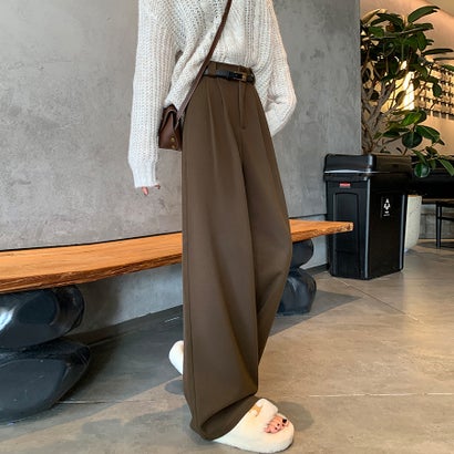 ドゥー ベル Doux Belle タック入りワイドパンツ レディース パンツ （ダークブラウン）｜詳細画像